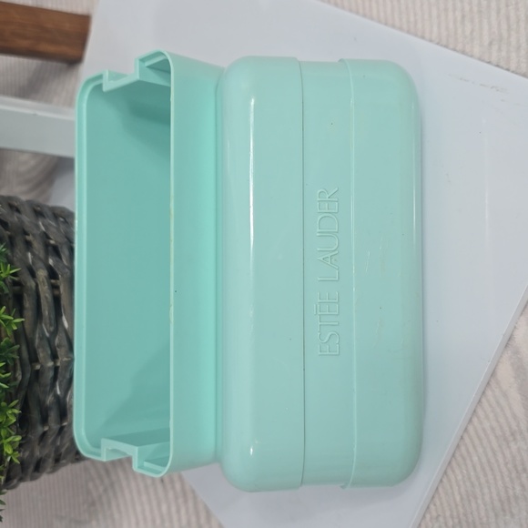 Estee Lauder Travel Case - Picture 7 of 10